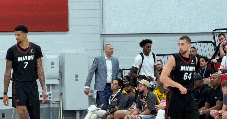 Mark Pope joins Amari Williams in Las Vegas at NBA Summer League